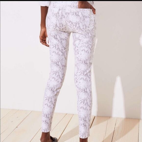 LOFT Snakeskin Print Modern Skinny Jeans 0 Petite/25 - Picture 3 of 9